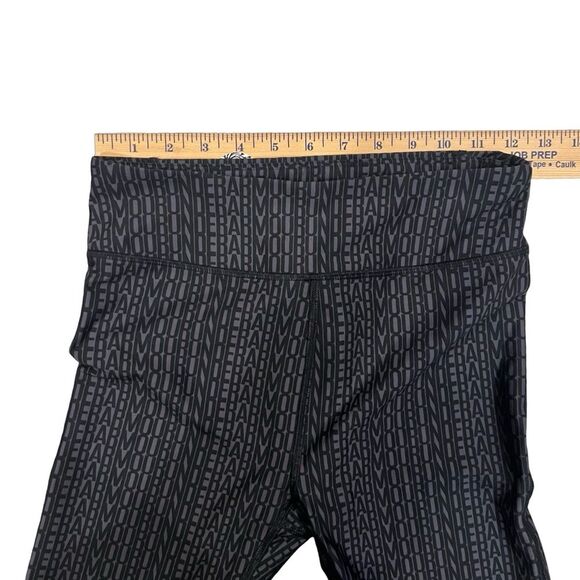 Women’s Under Armour Size Small Compression Heat Gear Cropped Leggings - Picture 5 of 6